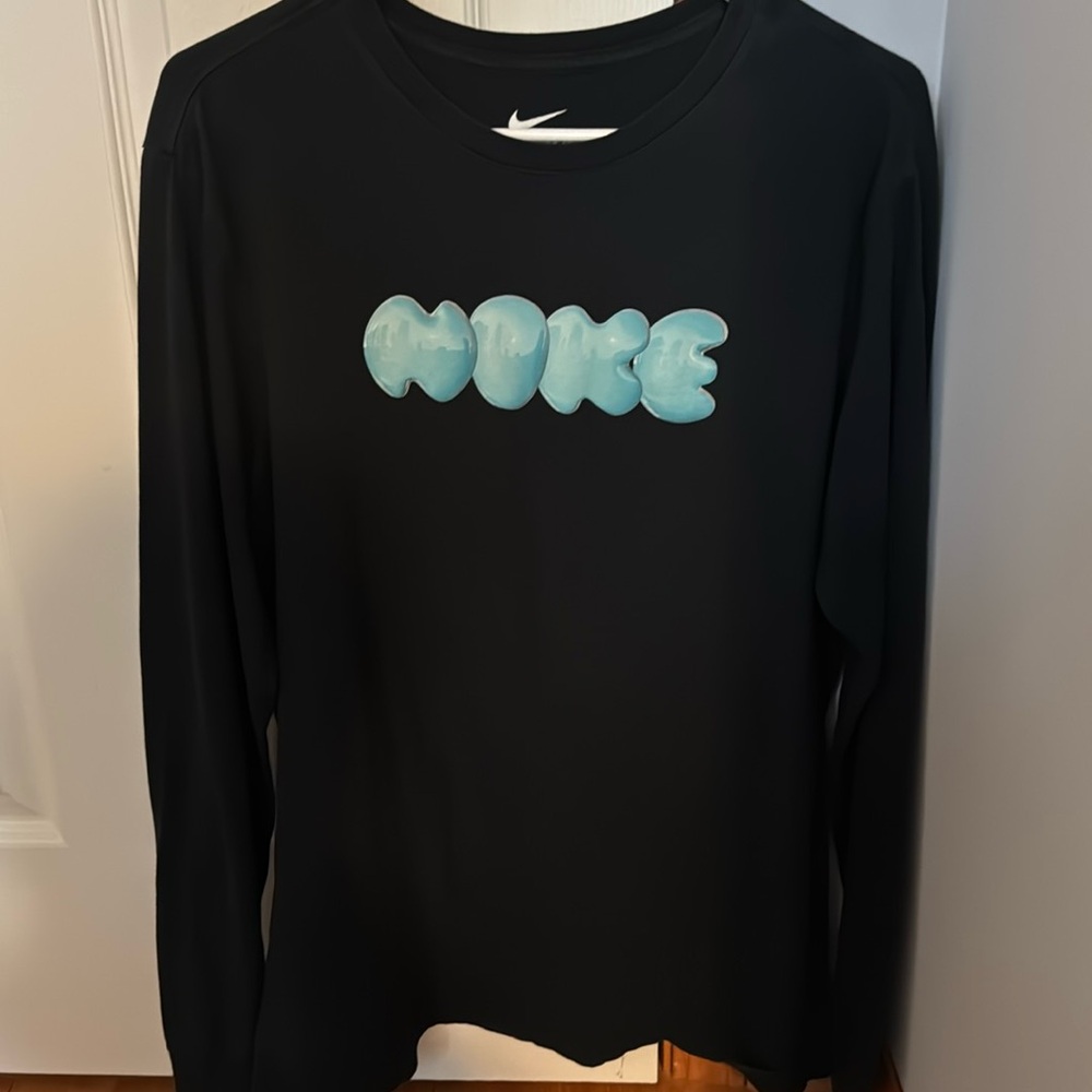 Men’s, black Nike Air long sleeve t-shirt — size large